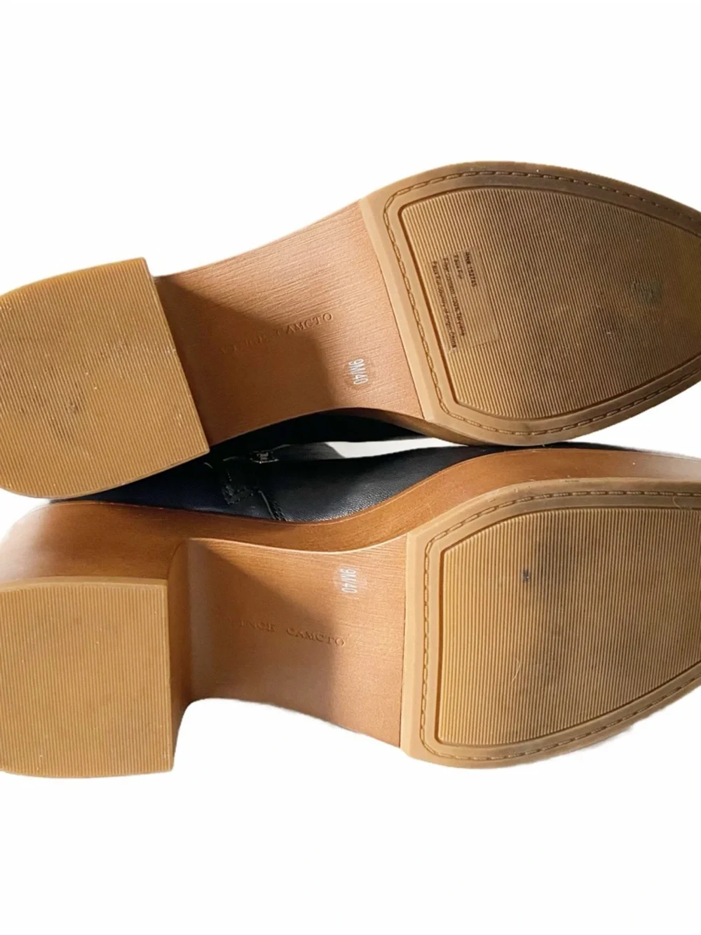 Vince Camuto Platform Leather Ankle Bootie Retro 70s Modern Chunky Heel